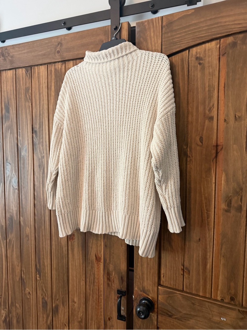 Aerie cream oversized sweater - Picture 2 of 7